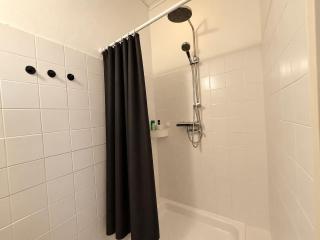 Nice studio for 5 people near Hauptbahnhof - 6