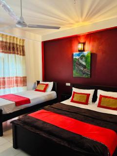 Hotel Pinthaliya by Nethmi - 4