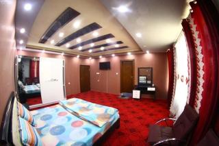 Golden Castle Guesthouse - 7