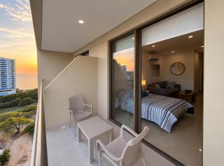 Apartaestudio con vista a la sierra y al mar con piscina, sauna y jacuzzi - 3