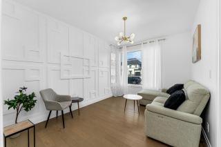 Modern Luxurious Stay - 7