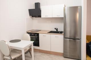 Cozy Downtown Condo - 1