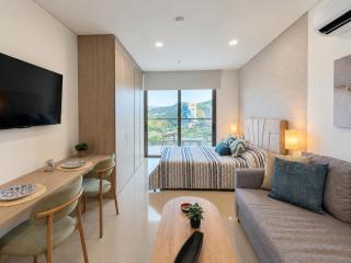 Apartaestudio con vista a la sierra y al mar con piscina, sauna y jacuzzi - 5