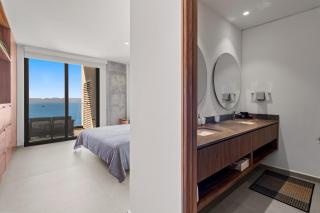 Apartment with Ocean Views - 3 bedrooms - 1