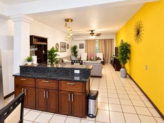 Cozy apartment w/ balcony, pool views, free Wifi - Puerto Vallarta - 6