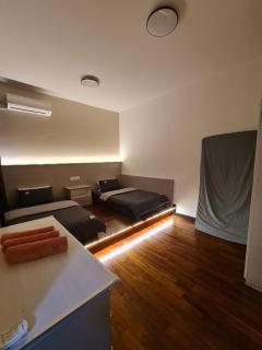 Lucky 7 Homestay - Utama Court - 6