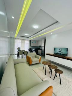 Skyline Apartment - 0