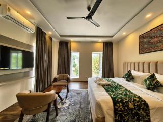 74 East - Srinagar - 2