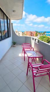 Apartamento vista al mar, frente a la playa con gran balcón - 0