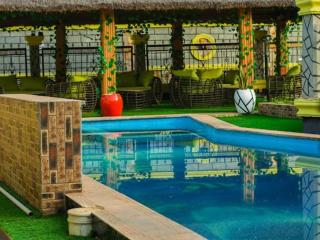 4 bedrooms Luxury home with swimming pool - 2