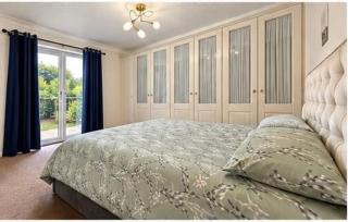 Kent Lux Sanctuary - 7