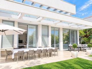 The Grand Estate Herzliya Luxury 7BR Pool Villa - 0