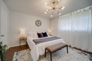 Stunning 4BR 2BA Hot Tub Cozy Holiday Home in Plano - 7