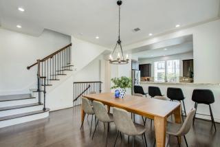 Elegant 3BR 3,5BA Holiday Home with Private Pool - 4