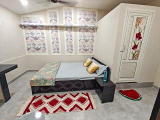 Flamingo House - 0