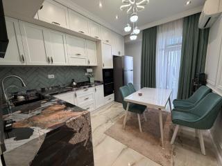 Grand Apartment - 1