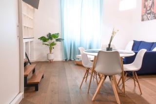 Fantabulous Downtown Abode - 8