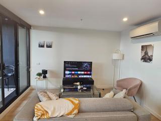 High Rise Unit in front of Crown with Free Parking - 7