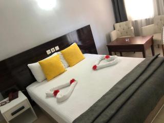 Lara Palace Hotel - 1