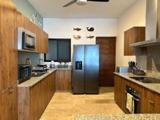 Las Velas - Luxury Beach Front Apartment - 7