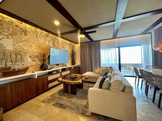 Las Velas - Luxury Beach Front Apartment - 1