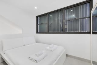 Boutique Studio in Surry Hills - 2