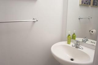 Elegant Port Credit Escape - Lakefront and Dining - 4