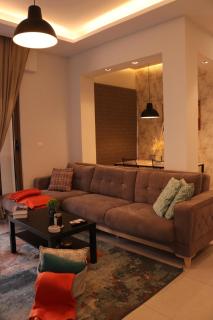 Al Raha Luxury Apartment - 8