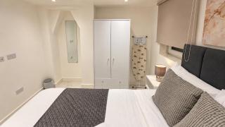 ExecStay - Central Reading - Premium Serviced Stays - 1
