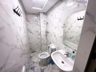 Cozy Furnished Studio in the Heart of Downtown - 2