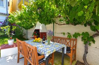 Apartments with Pool in Valbandon-Istrien 44694 - 8