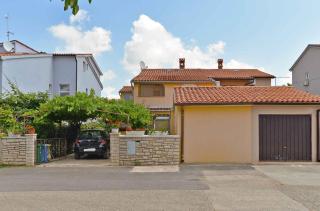 Apartments with A - C in Valbandon-Istrien 44738 - 5