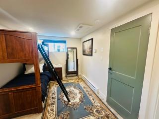 Ash Haven - Cozy Basement Suite in the Heart of Golden, BC - 5