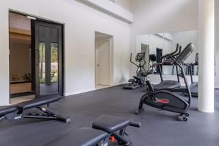 Penthouse Apartment in Mandeville - 3