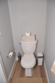 Modern Seton 3BR plus Futon, Hospital & YMCA Nearby - 2
