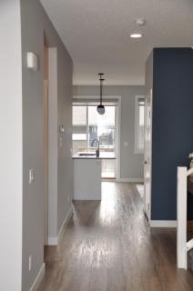 Modern Seton 3BR plus Futon, Hospital & YMCA Nearby - 4