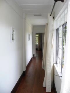 Bukit Ruil Bungalow - Strawberry Suite - 5