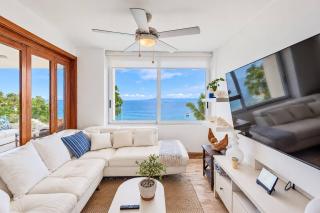 Private Beach Front with a Spectacular View - 2