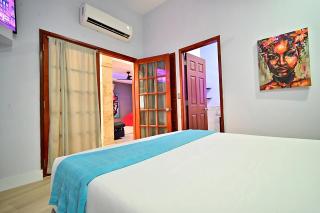 Walled City 5BR, Private Jacuzzi, 2 Balconies - 6