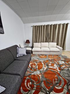 Modern Comfort in the Heart of the City - 8