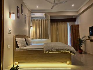 The MontView Studio by AllWaysStays - 3
