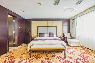 River & Holiday Chongqing Jindaoxia Hotel - 5