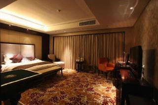 River & Holiday Chongqing Jindaoxia Hotel - 4