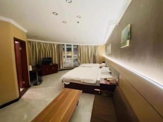 GreenTree Inn Shanghai Songjiang Xinqiao Jiuxin Road Express Hotel - 1