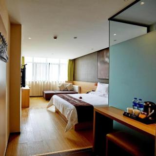 IU Hotel Zhengzhou Erqi Wanda Plaza Daxue Road Branch - 7