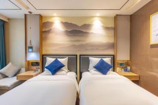 East Queen Hotel (Xi'an Beimen Metro Station) - 1
