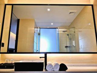 IU Hotel Qingdao Golden Beach Xuejiadao Metro Station - 1