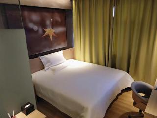 IU Hotel·Yangquan Xinjian Street Tianqiao - 9