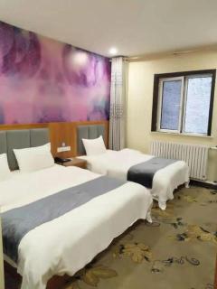 PAI Hotel Chengde Pingquan Central Square - 9