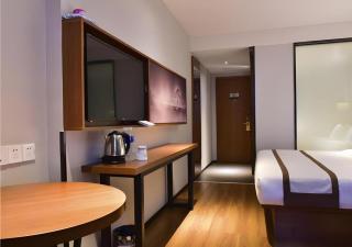 Jtour Inn Xianning Chongyang Taoxi Avenue - 3
